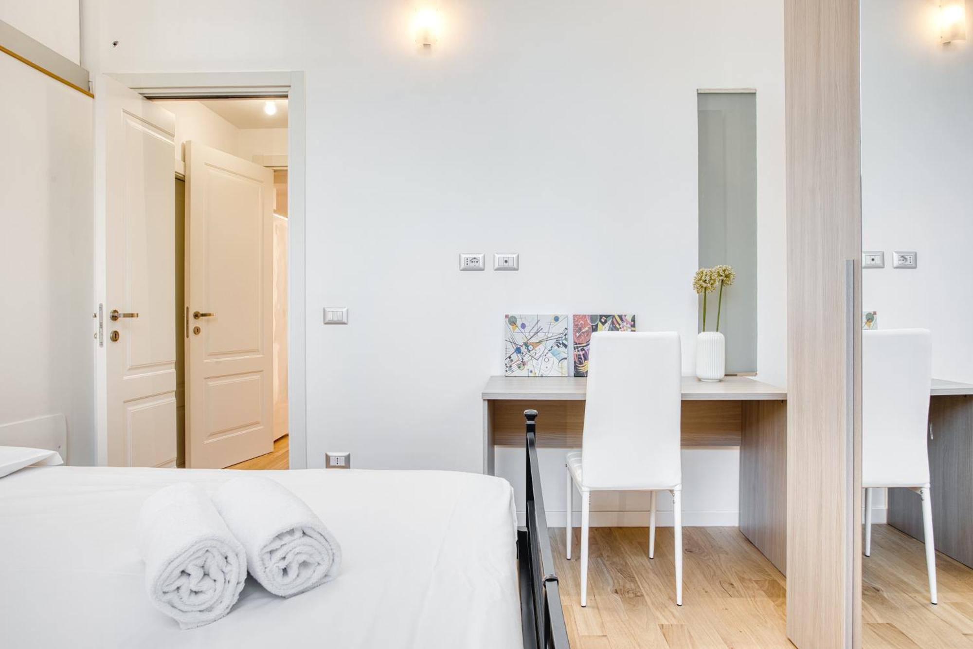 Walk To Navigli - Via Gola - 2 Bedrooms Apt Milan Extérieur photo